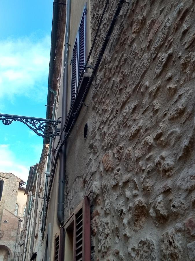 Appartamento Il Mandorlo Nel Centro Di ヴォルテッラ エクステリア 写真